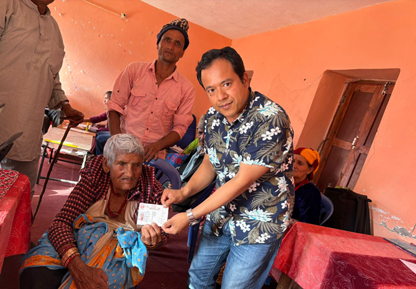 ९७ वर्षमा लालुदेवीले पाइन् नागरिकता