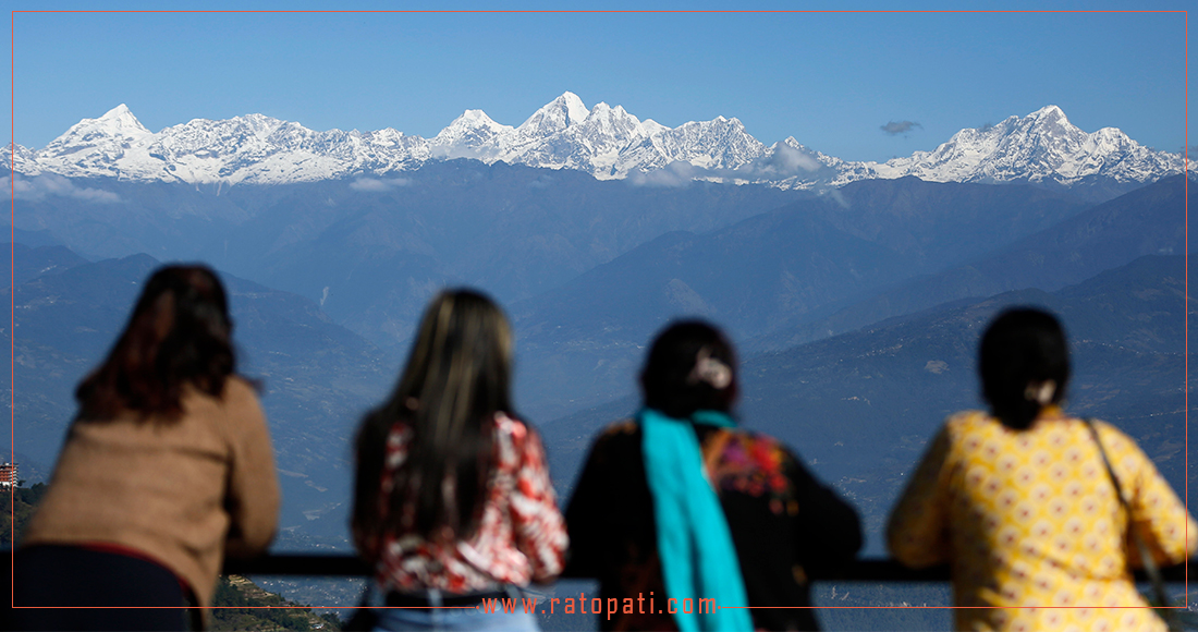   नगरकोटबाट देखिने मनमोहक हिमशृङ्खला, तस्बिरहरू