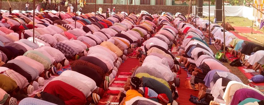 मोरङमा पनि  हर्षोल्लासका साथ मनाइयो इदुलफित्र