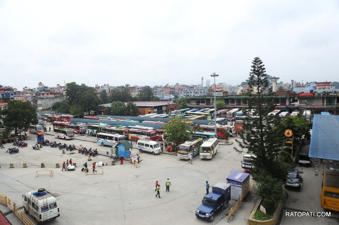 New Buspark Bustles as Highways Reopen After Rain