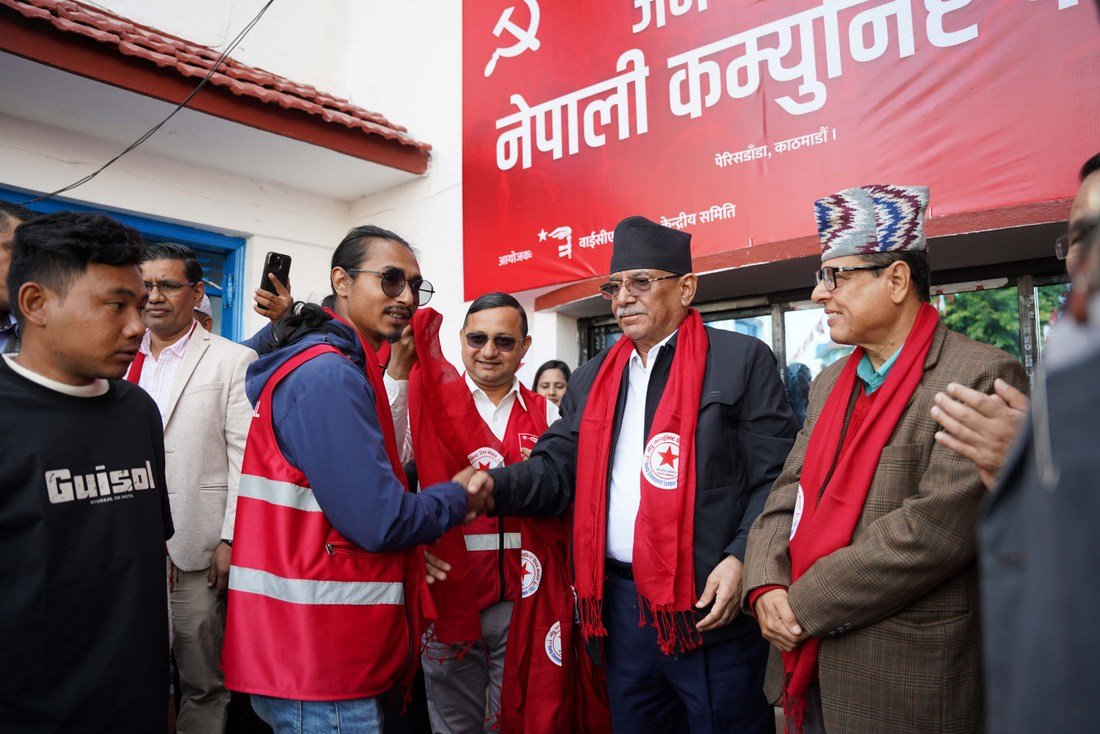 युवाहरूको आन्दोलनले नयाँ ऊर्जा दियो : प्रचण्ड