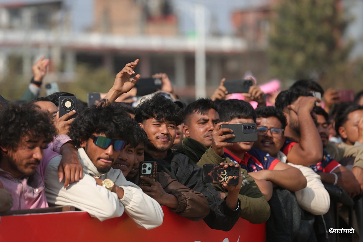nepali cricket fans (11)