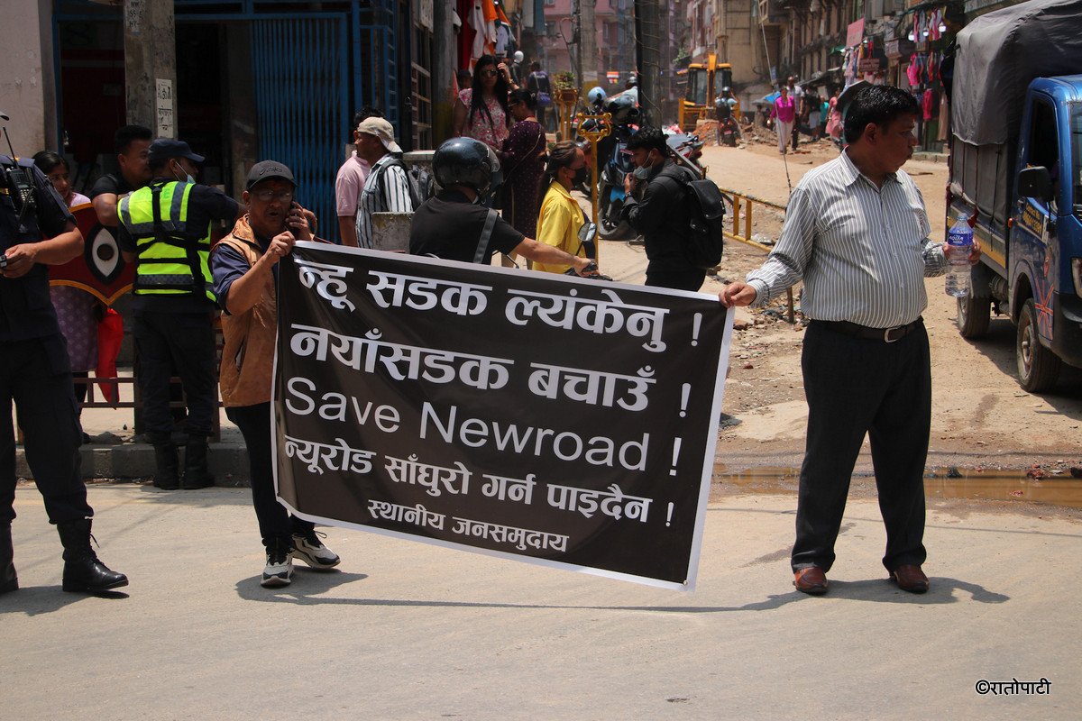 new road protest (5)