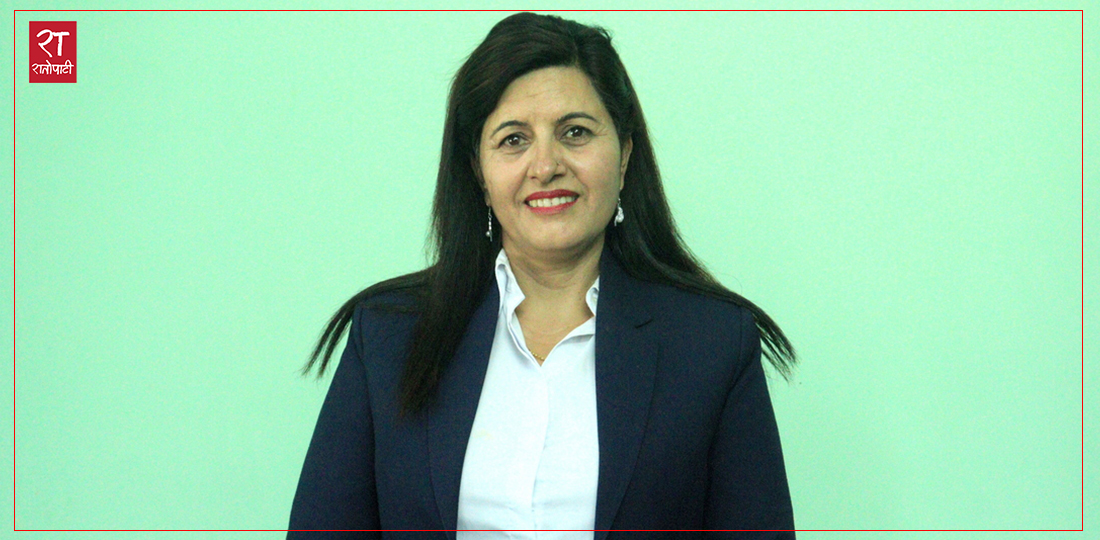 अनेक सङ्घर्ष छिचोल्दै सुदूरपश्चिमकै पहिलो महिला डिभिजनल वन अधिकृत बनिन् निर्मला