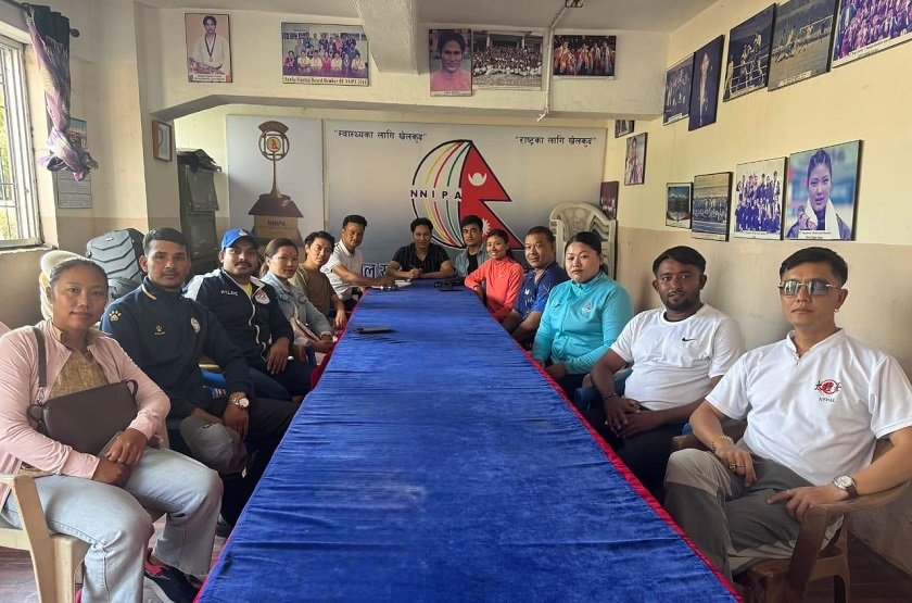   फुटबल खेलाडीको आन्दोलनमा खेलाडी सङ्घको ऐक्यबद्धता