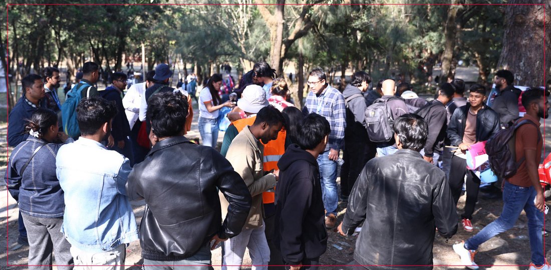   खेलको तीन घण्टा अघि नै कीर्तिपुरमा समर्थकको भिड, तस्बिरहरू