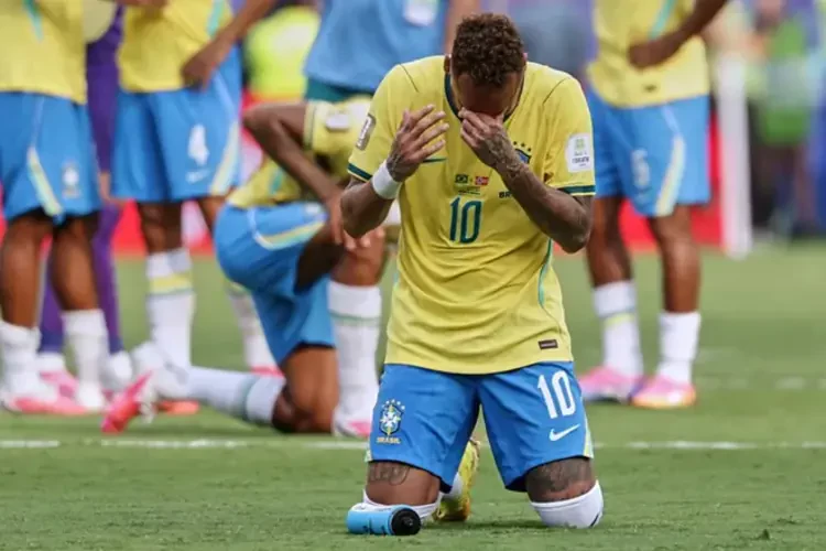 Ronaldo Nazario Backs Neymar After Brazil's World Cup Exit, Urges Patience
