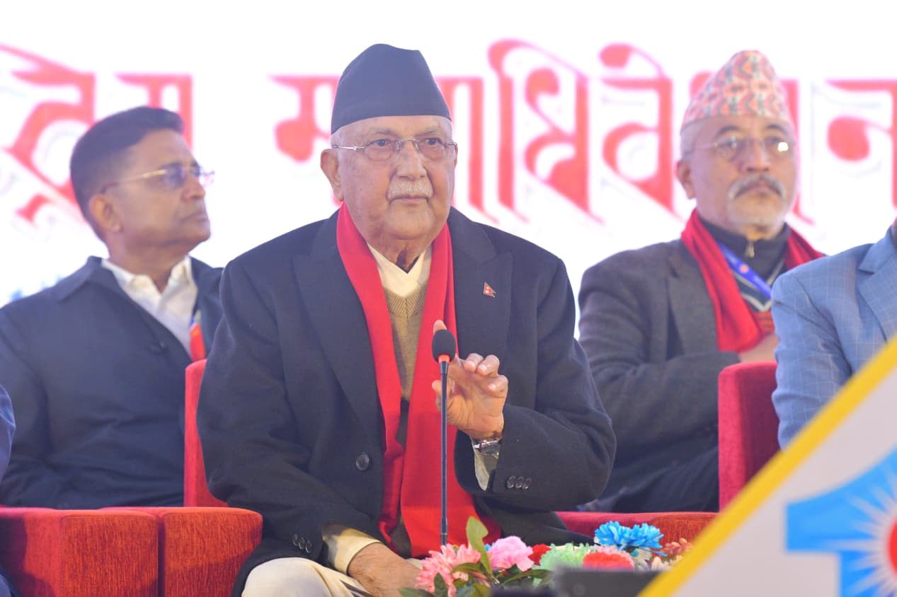   पदाधिकारीसहित केन्द्रीय समितिको आकार बढाउन माहोल बनाउँदै ओली