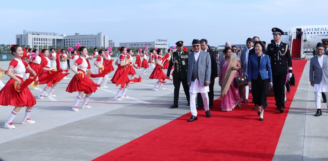 प्रधानमन्त्री ओली चीनमा, तस्बिरहरू