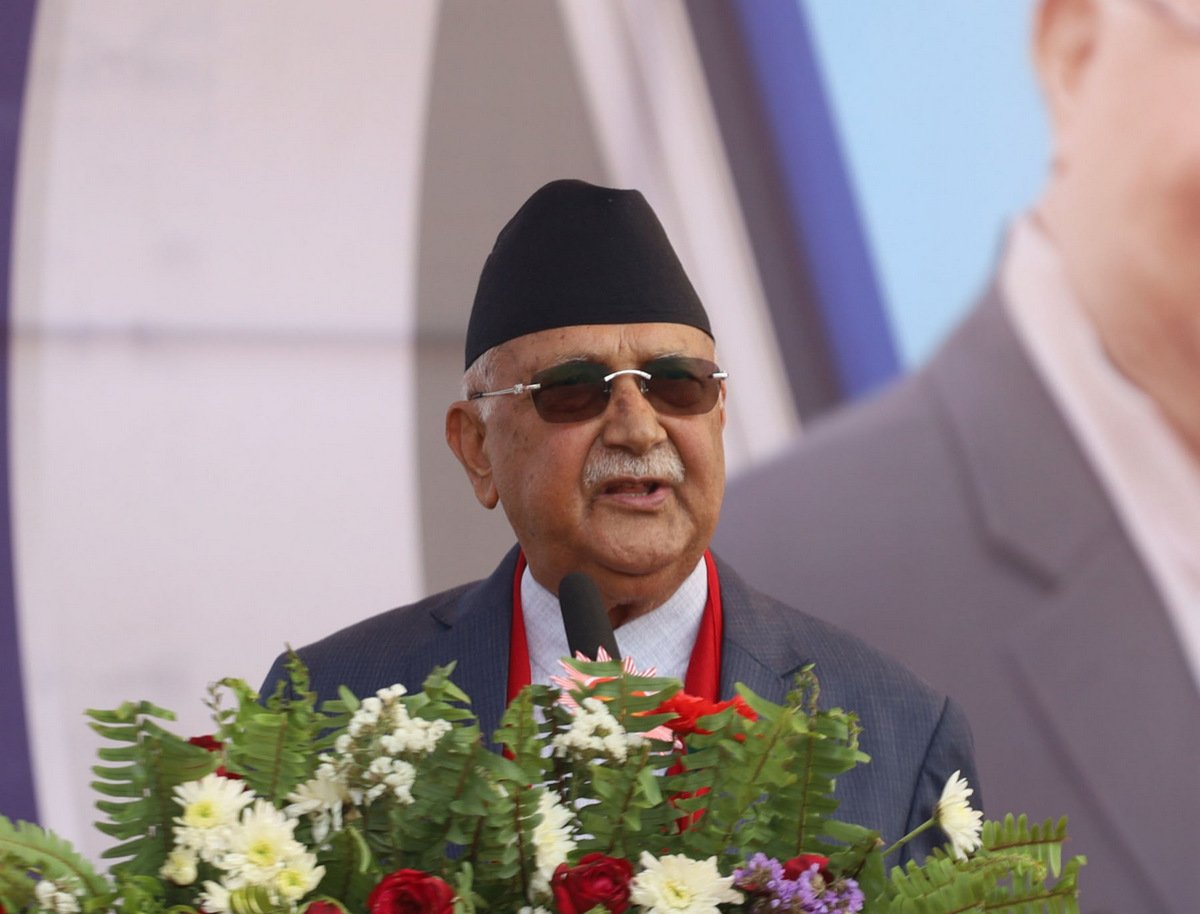 जेठ १५ गते पूर्व राजालाई घरमै सिंहासन बनाएर राखे हुन्छ : प्रधानमन्त्री