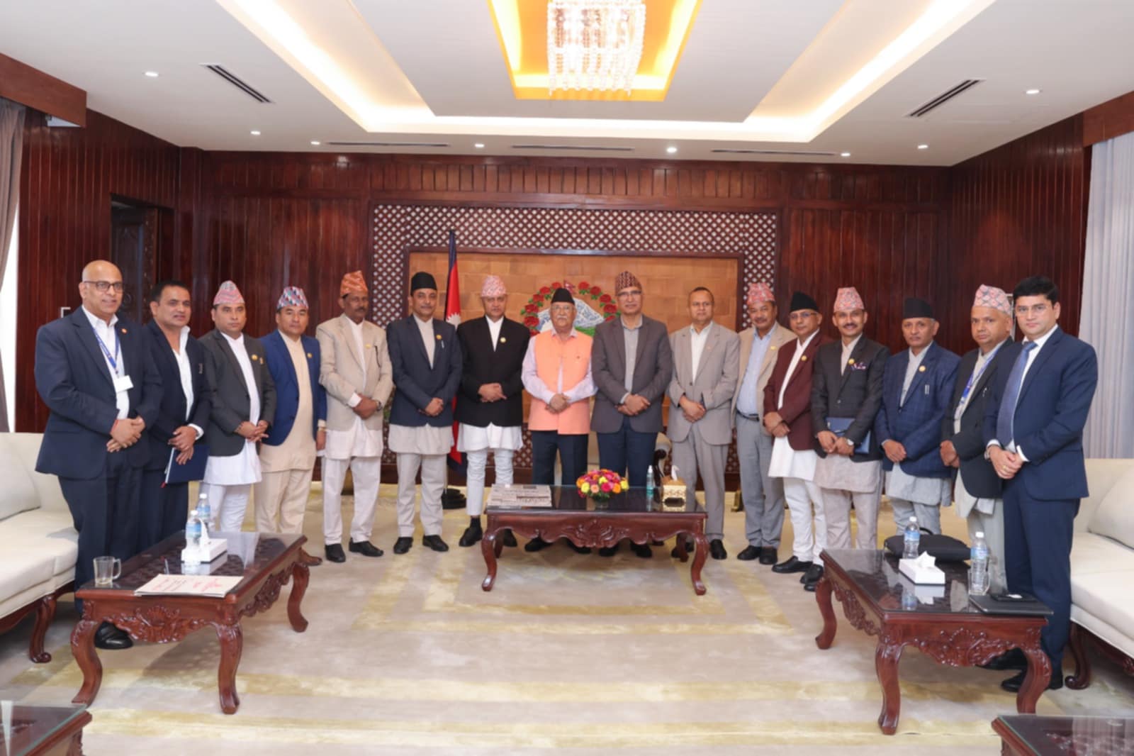   उत्पादन र रोजगारी वृद्धिमा ध्यान केन्द्रित गर्न प्रधानमन्त्री ओलीको आग्रह
