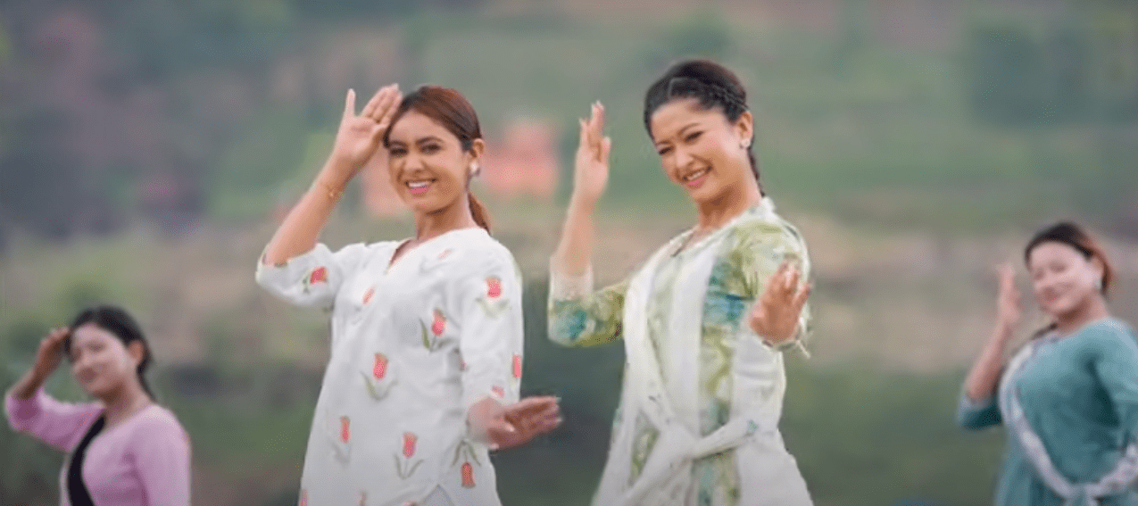 शान्ति श्री  र गौरवको 'लजाउने हैछौनि'मा  मिस पवीकाे अभिनय