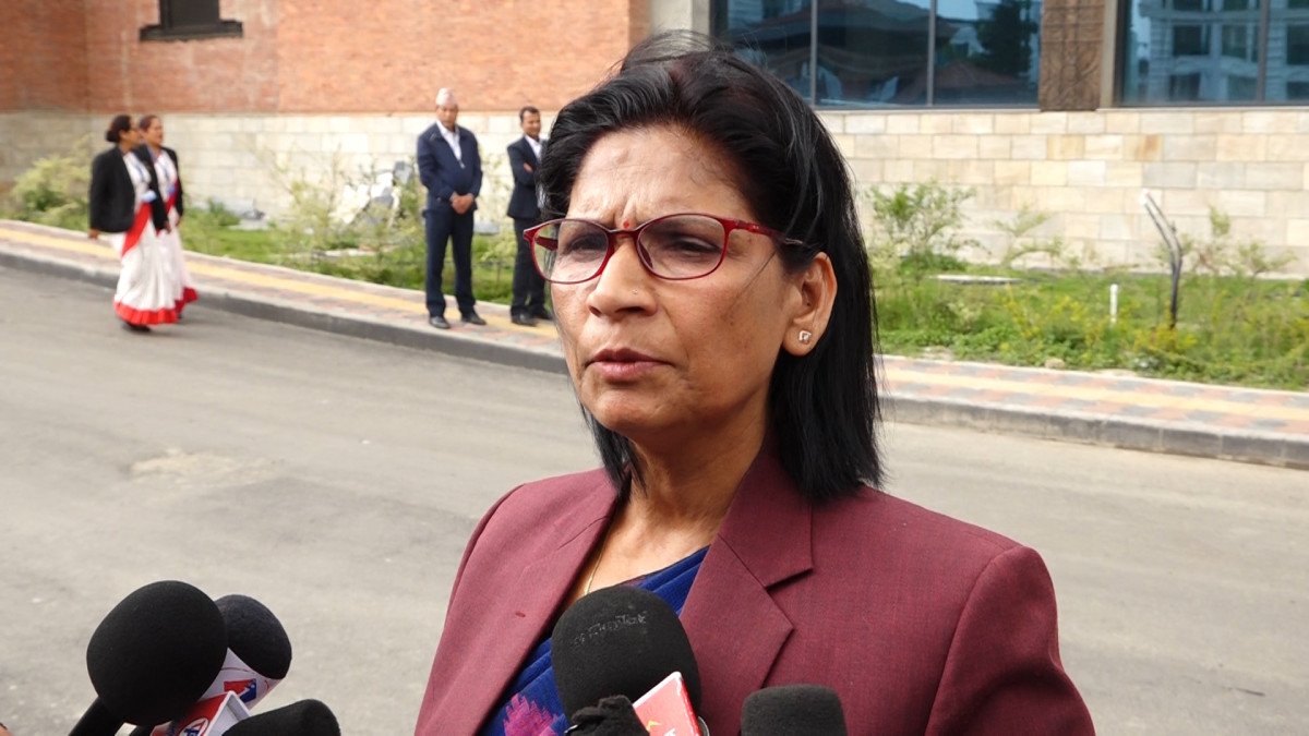 UML Deputy Leader Aral Demands PM's Presence for Policy Debate