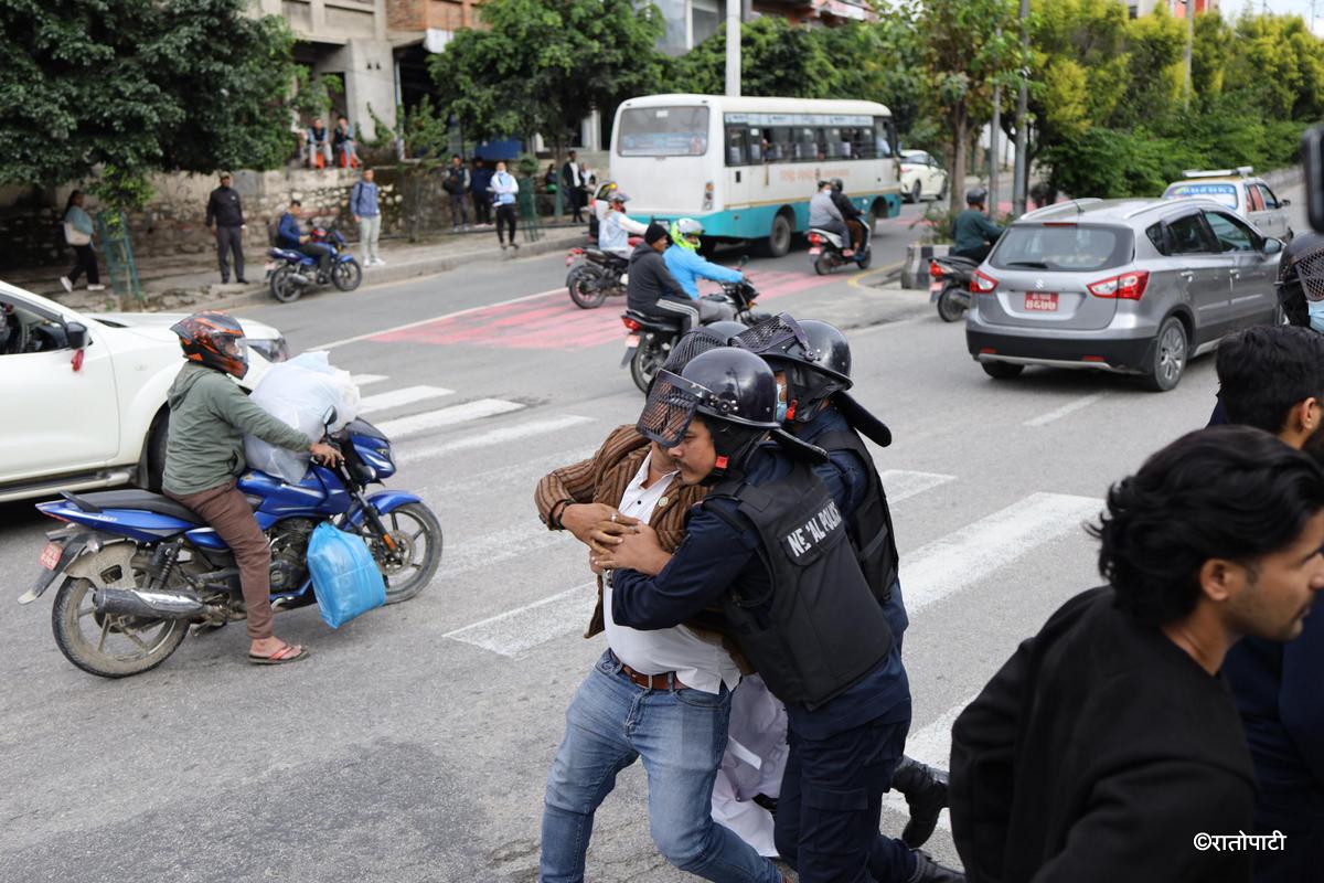 pahilo desh arrest (2)