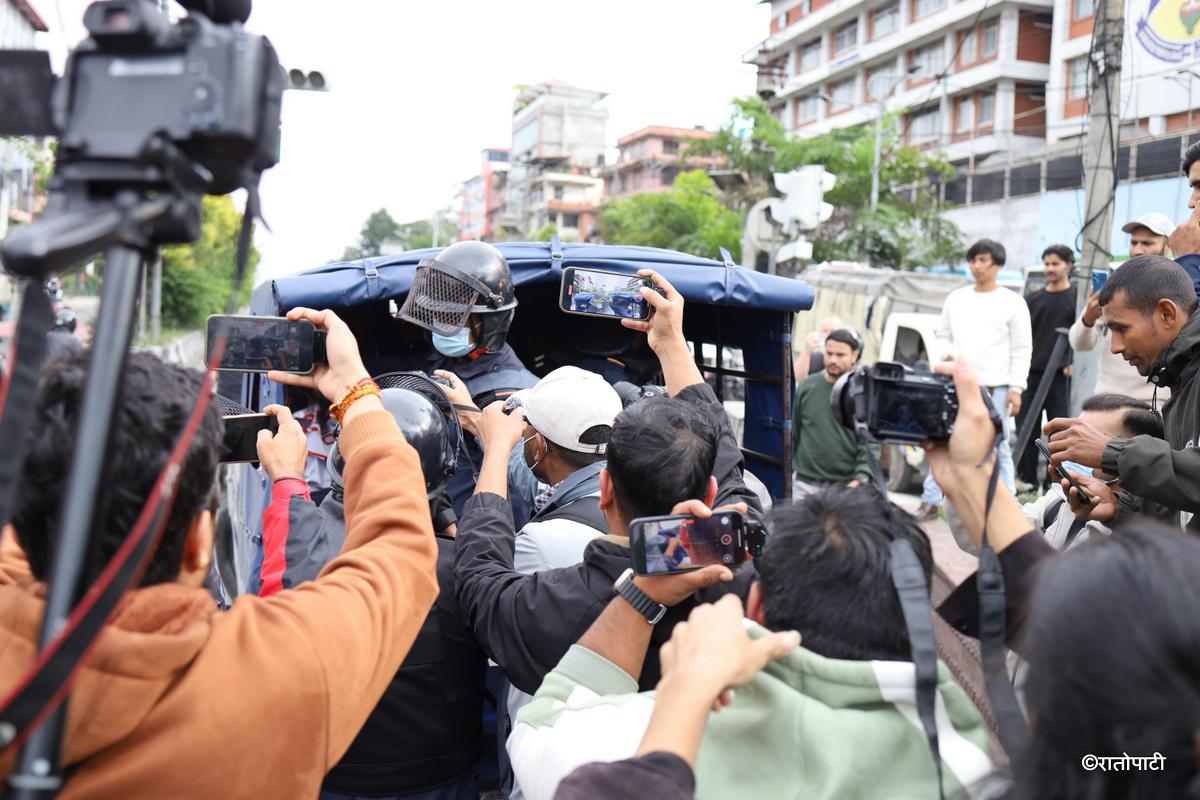 pahilo desh arrest (3)