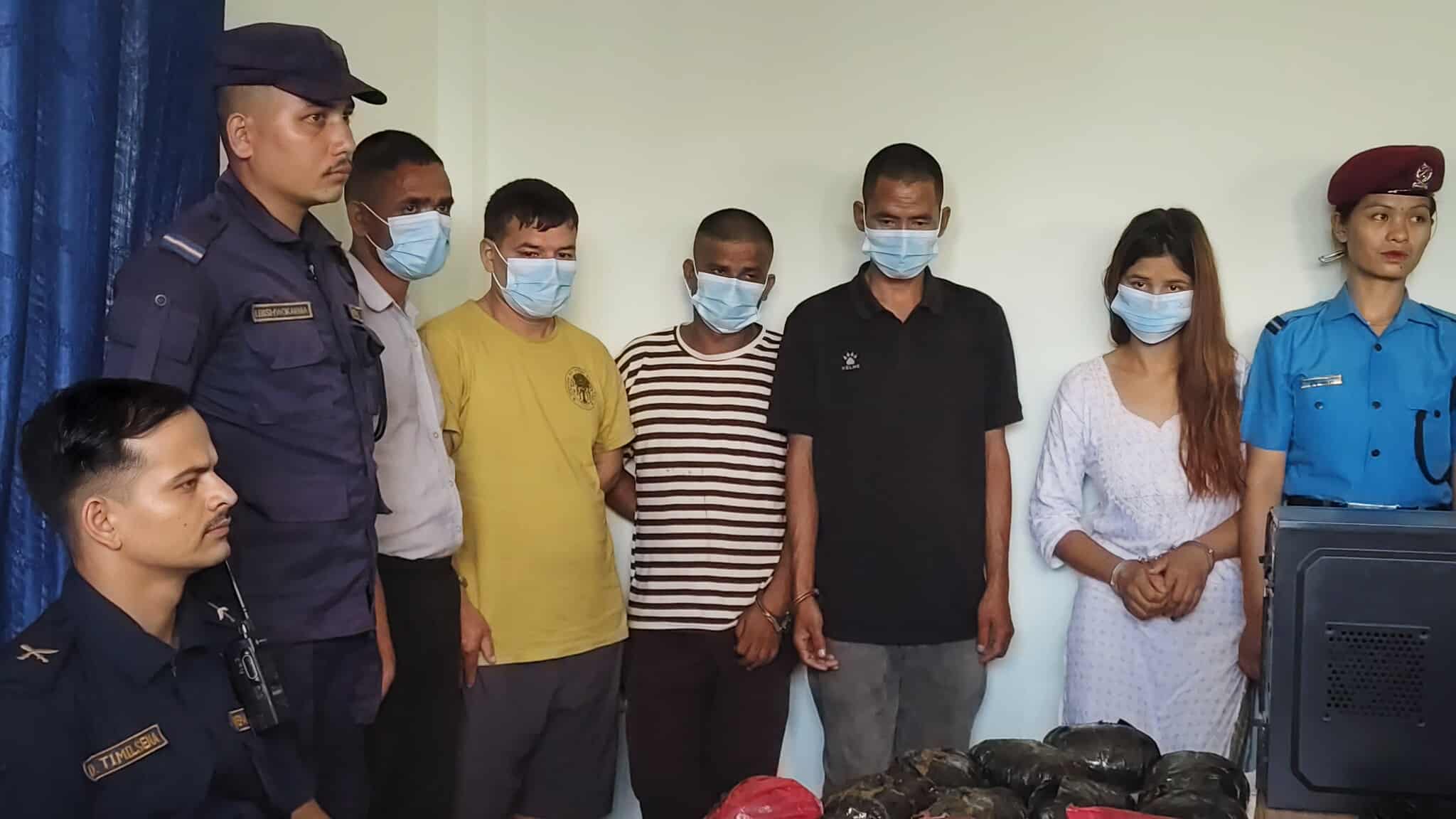मिडिया हाउसको आवरणमा नक्कली नोट र अफिमको कालो धन्दा, पाँच जना पक्राउ