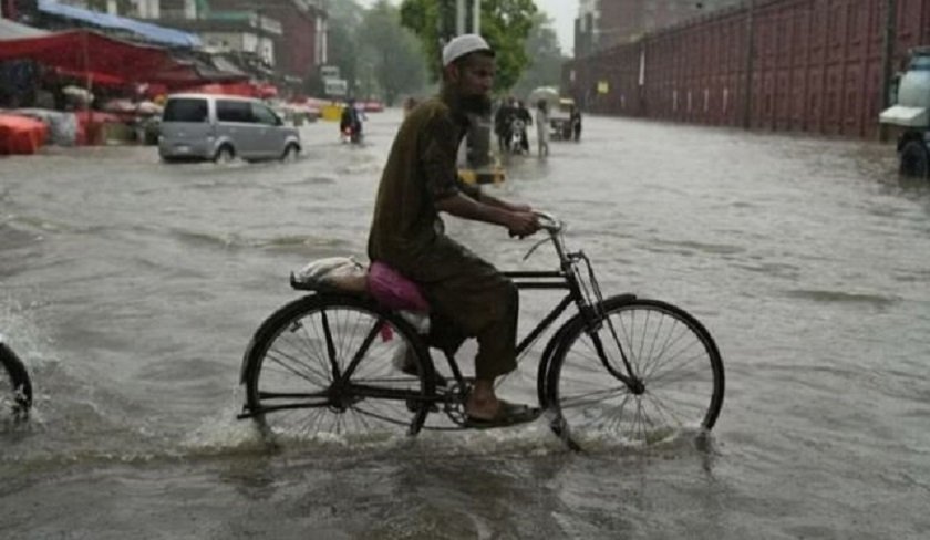 पाकिस्तानमा भारी वर्षाका कारण ७६ जनाको मृत्यु