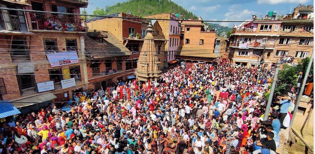 देवता–देवताबिच यौनिकता दर्शाइ पनौतीमा हिलेजात्रा सम्पन्न