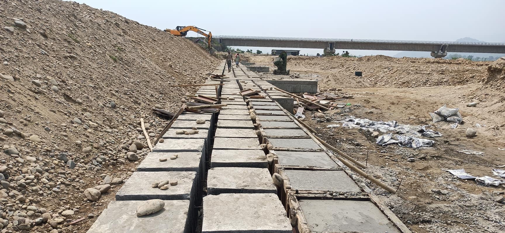   सिँचाइका १२ रुग्ण ठेक्का तोडियो, सडकका थप ४० रुग्ण ठेक्का तोड्न सार्वजनिक सूचना