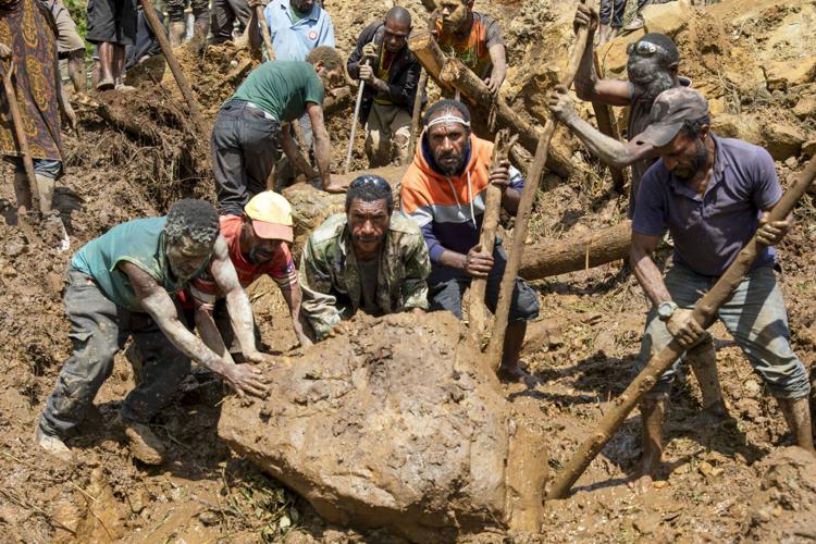 पपुआ न्यू गिनीमा पहिरोमा परेर कम्तीमा २ हजारको मृत्यु