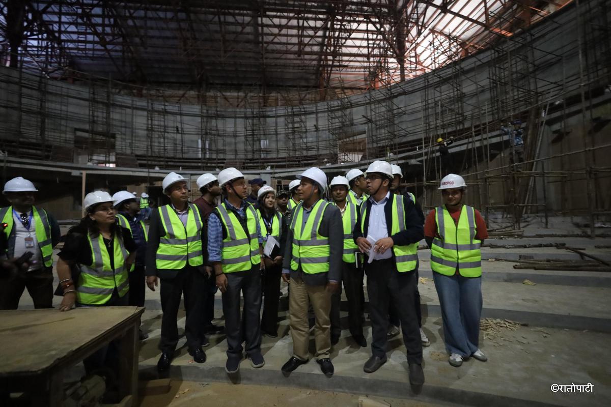 parliament building under construction (13)