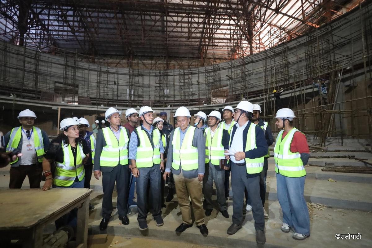parliament building under construction (14)