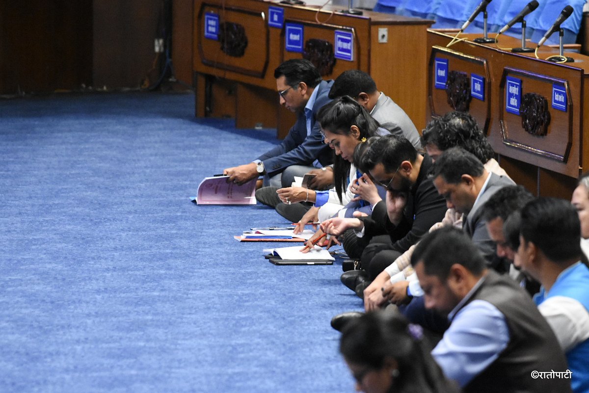 parliament meeting (16)