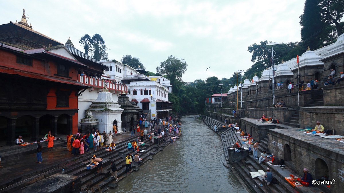   जनैपूर्णिमाको अवसरमा पशुपतिमा चहलपहल (तस्बिरहरू)