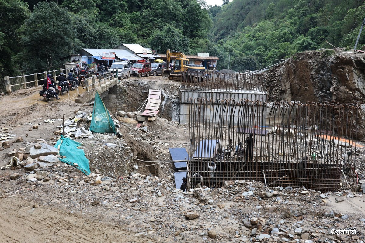 Pharping-Hetauda road (36)
