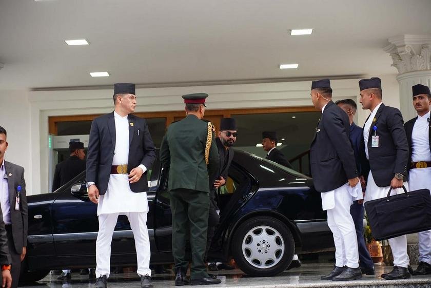 PM Balen at Singhdurbar_NPL (3)