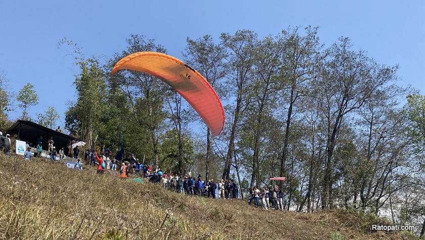 pokhara-paragliding (1)