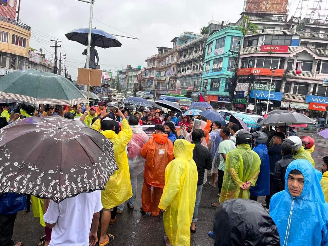 पोखरामा पृथ्वीनारायण शाहको शालिक पुनःस्थापना अभियान सुरु