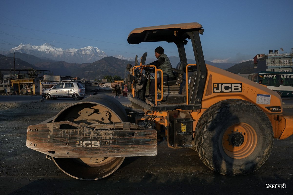 Pokhara_Road (14)