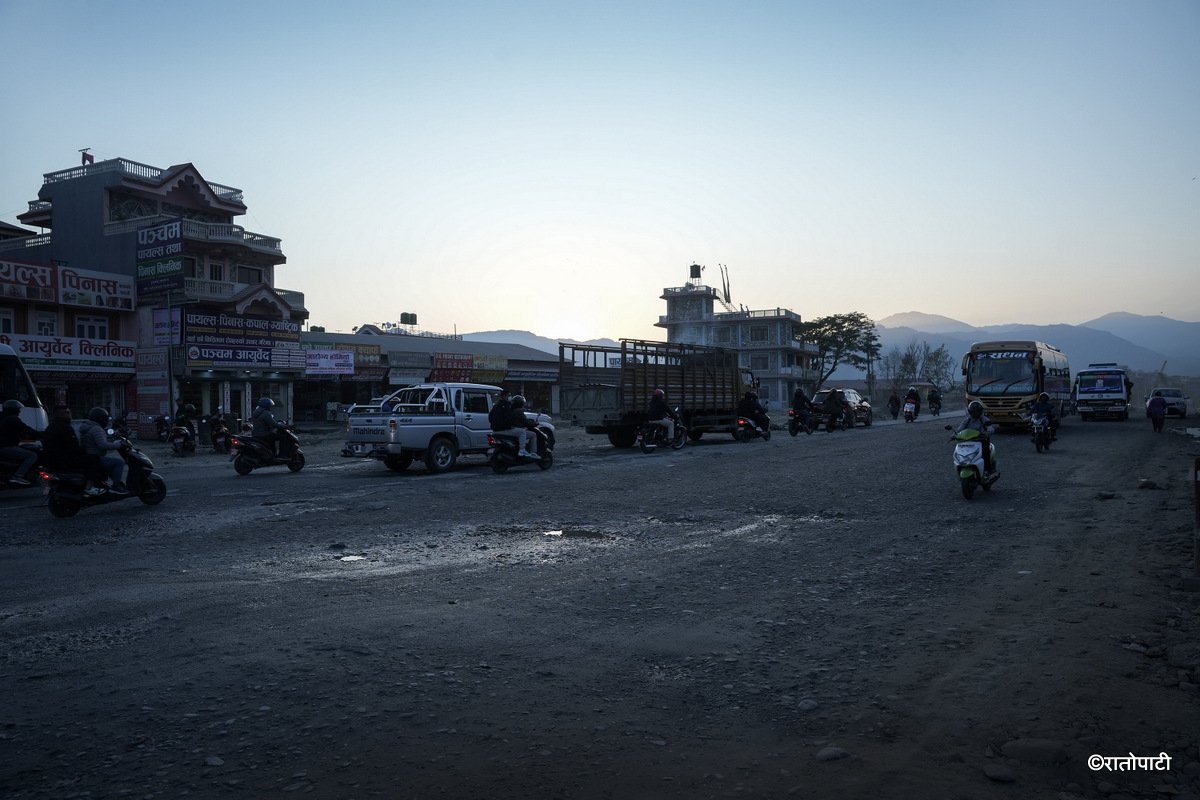 Pokhara_Road (20)