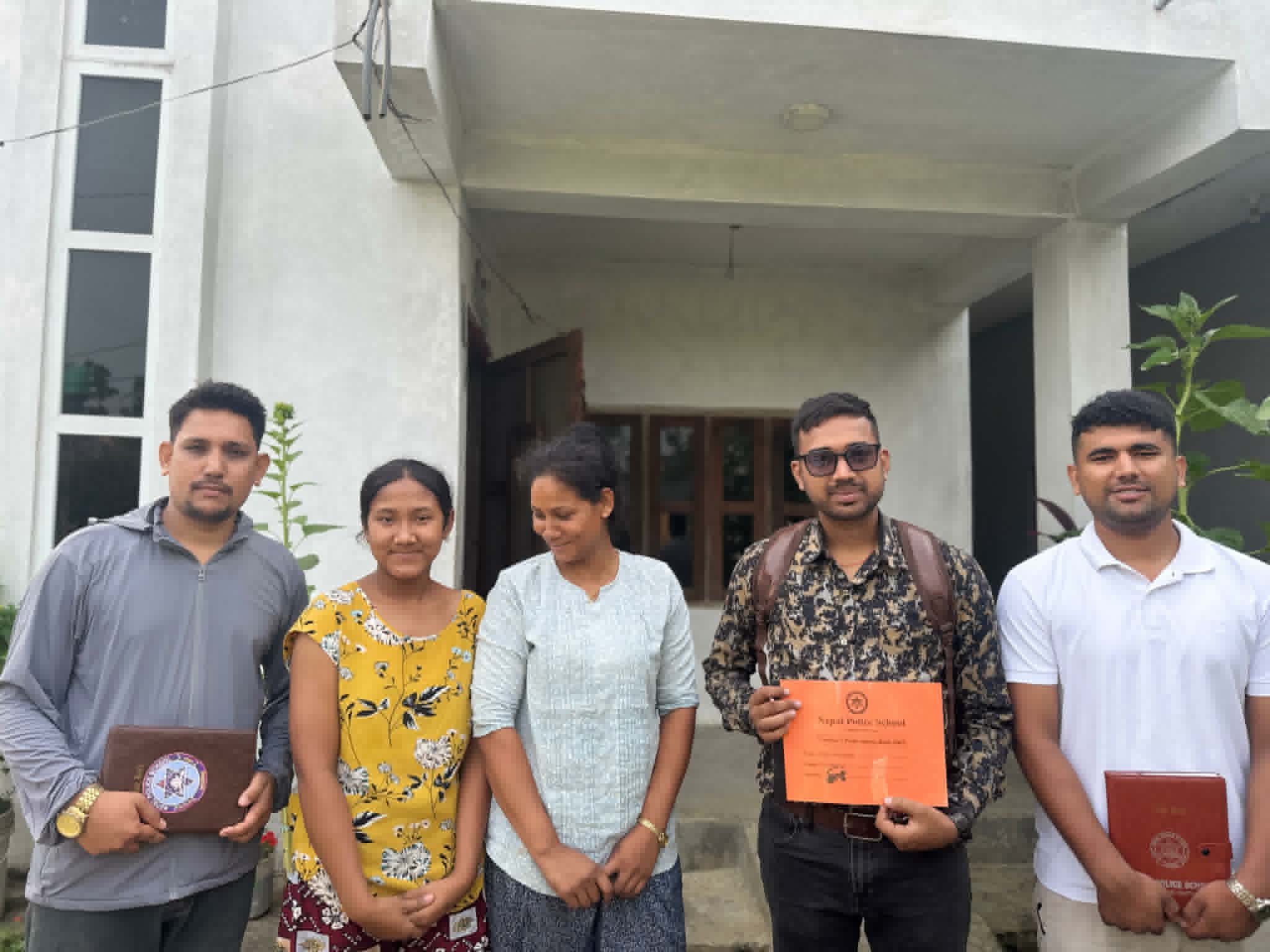 गर्मीले विद्यालय बन्द, विद्यार्थीको घर–घरमै पुग्छन् शिक्षक