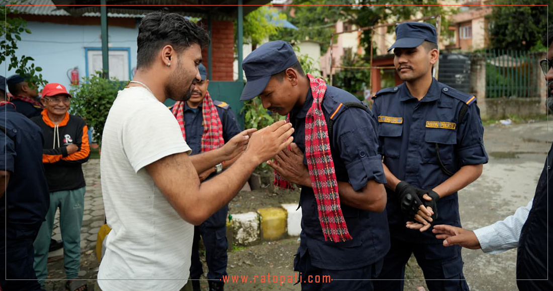   थापाथलीका सुकुम्बासीले जोगाए प्रहरी बिट, सुरक्षित रूपमा हस्तान्तरण