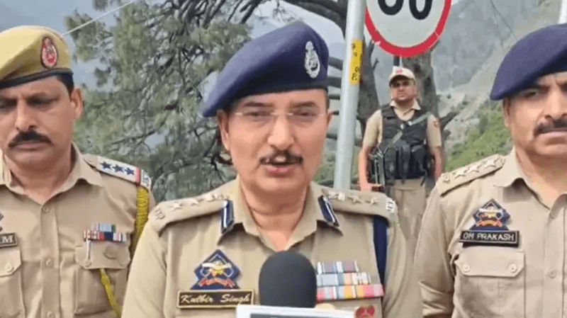 जम्मू कश्मीरमा सेनाको गाडी खोँचमा खस्यो, तीन सैनिकको मृत्यु