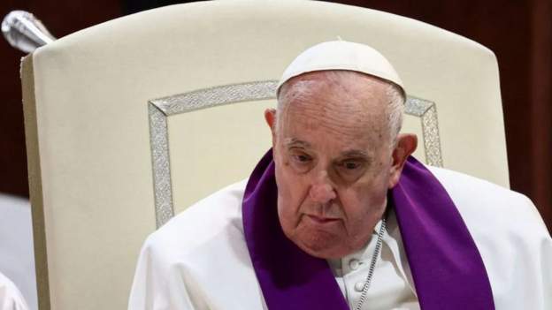 पोप फ्रान्सिसको भनाइबाट युक्रेन आक्रोशित