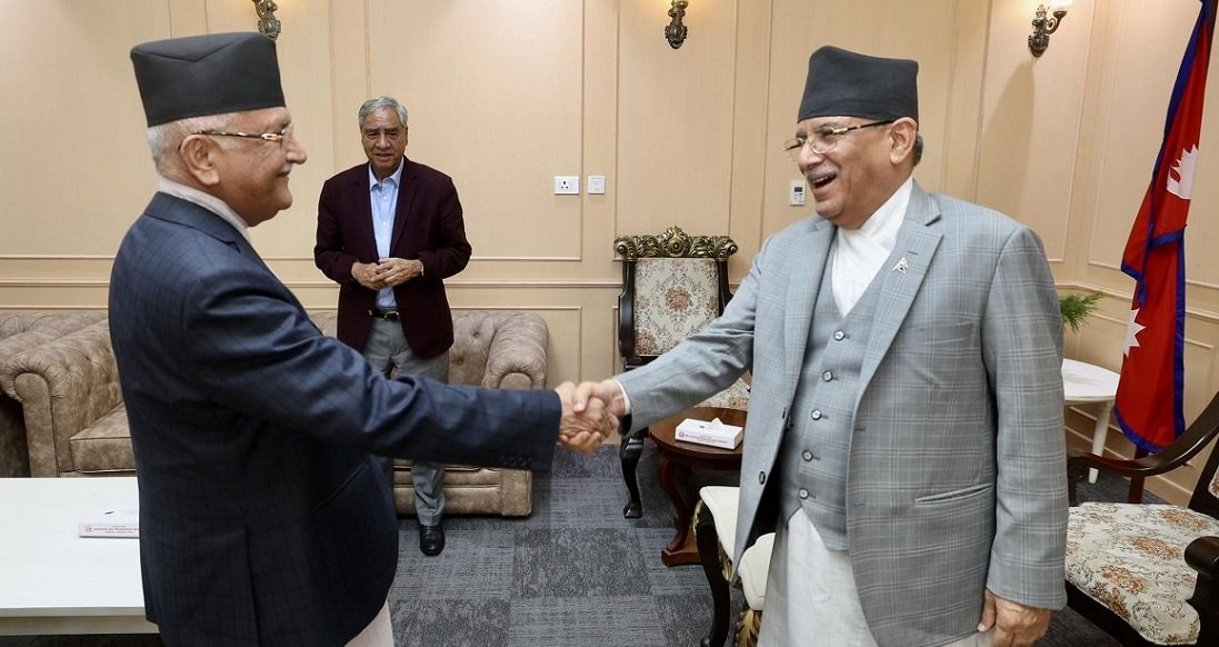 नेताहरू बारम्बार किन गर्छन् ‘आत्मघाती पत्र’मा हस्ताक्षर ?