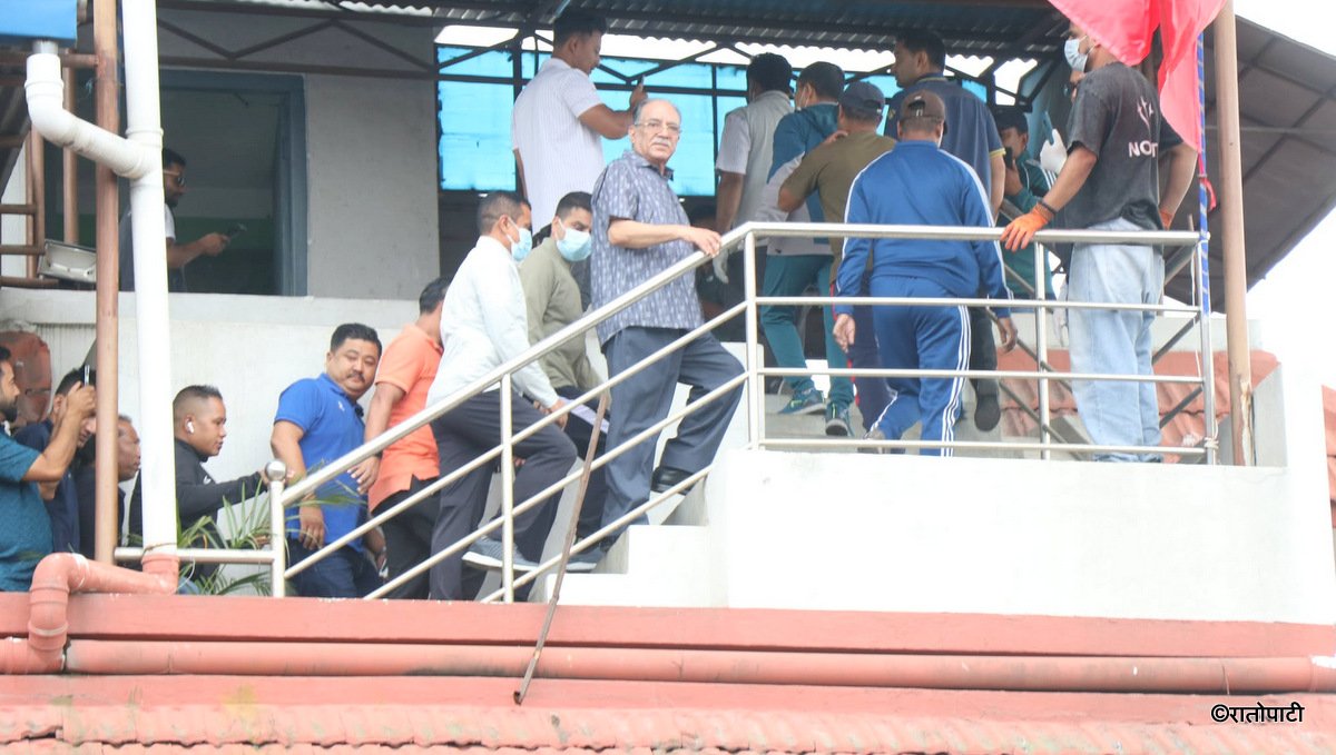   प्रचण्डद्वारा पार्टी कार्यालयको अवलोकन (तस्बिरहरू)