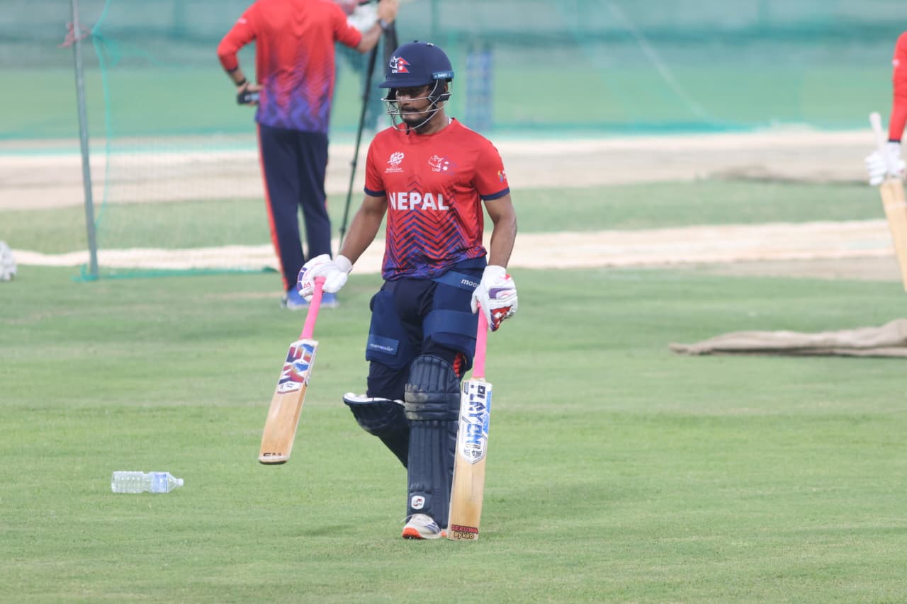 Practice before Match at Flodlight_NPL (5)