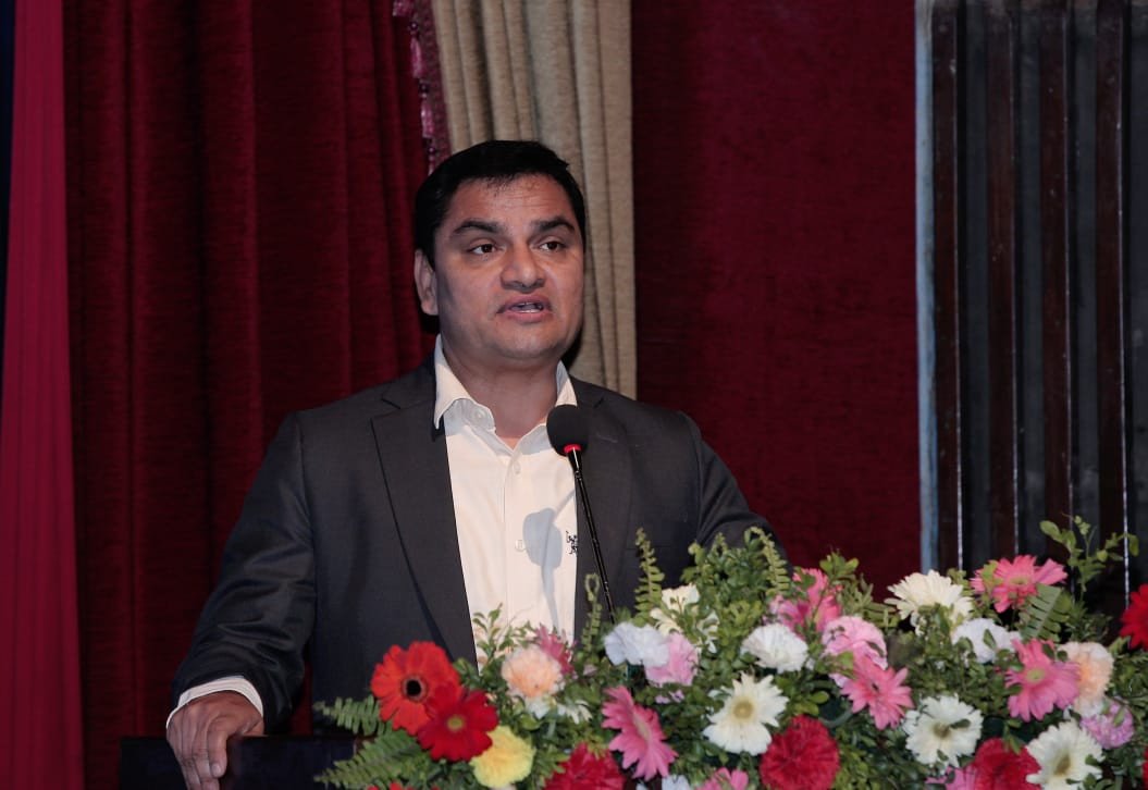   नेपालमा स्वास्थ्य जनशक्तिको अभाव छैन : स्वास्थ्यमन्त्री पौडेल