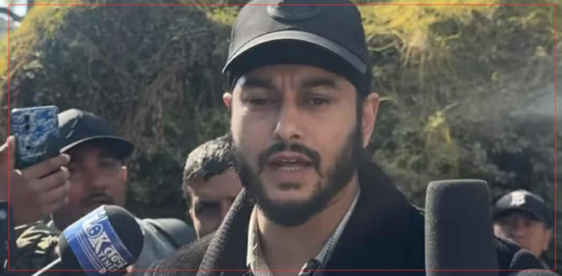   अभिनेता प्रदीप खड्काले जेलमै पुगेर भेटे रवि लामिछानेलाई