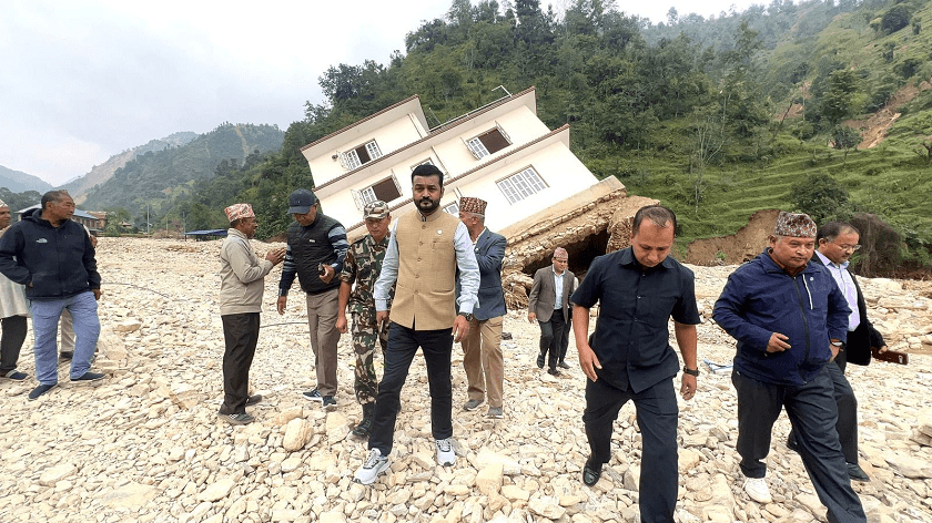 काभ्रेमा बाढीले क्षति गरेका खानेपानी संरचना निर्माणको काम फास्ट ट्र्याकमा गछौँ : मन्त्री यादव