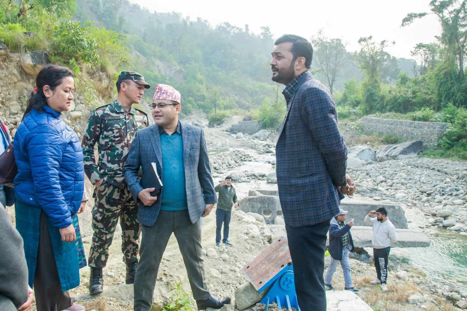 झुम्सा खोला खानेपानी आयोजना निर्माण सम्पन्न गरी बुटवलवासीलाई शुद्ध खानेपानी उपलब्ध गराउन सरकार प्रतिबद्ध छ : मन्त्री यादव