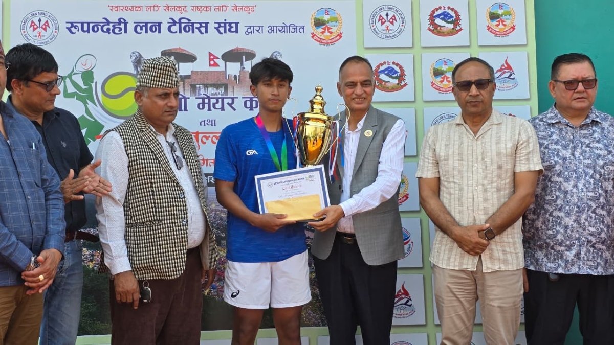 बुटवलमा सम्पन्न लन टेनिस प्रतियोगितामा प्रनव बने च्याम्पियन
