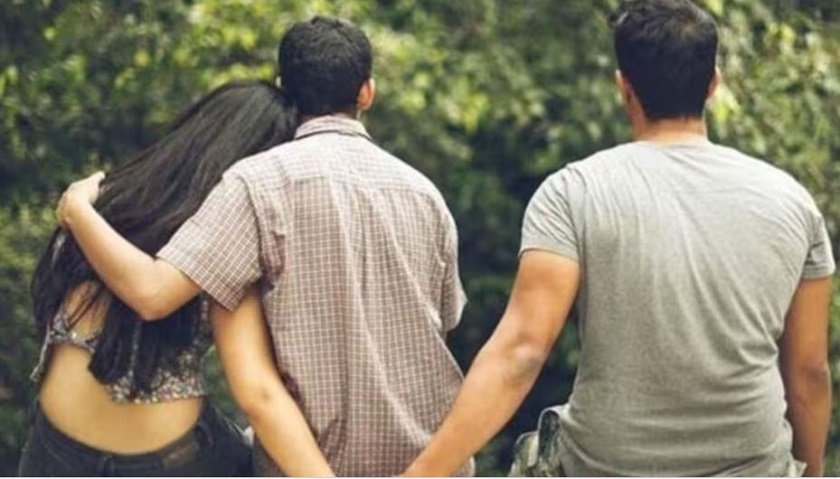 पञ्चायतमा महिलाको अनौठो प्रस्ताव : ‘१५ दिन पतिसँग, १५ दिन प्रेमीसँग बस्छु’