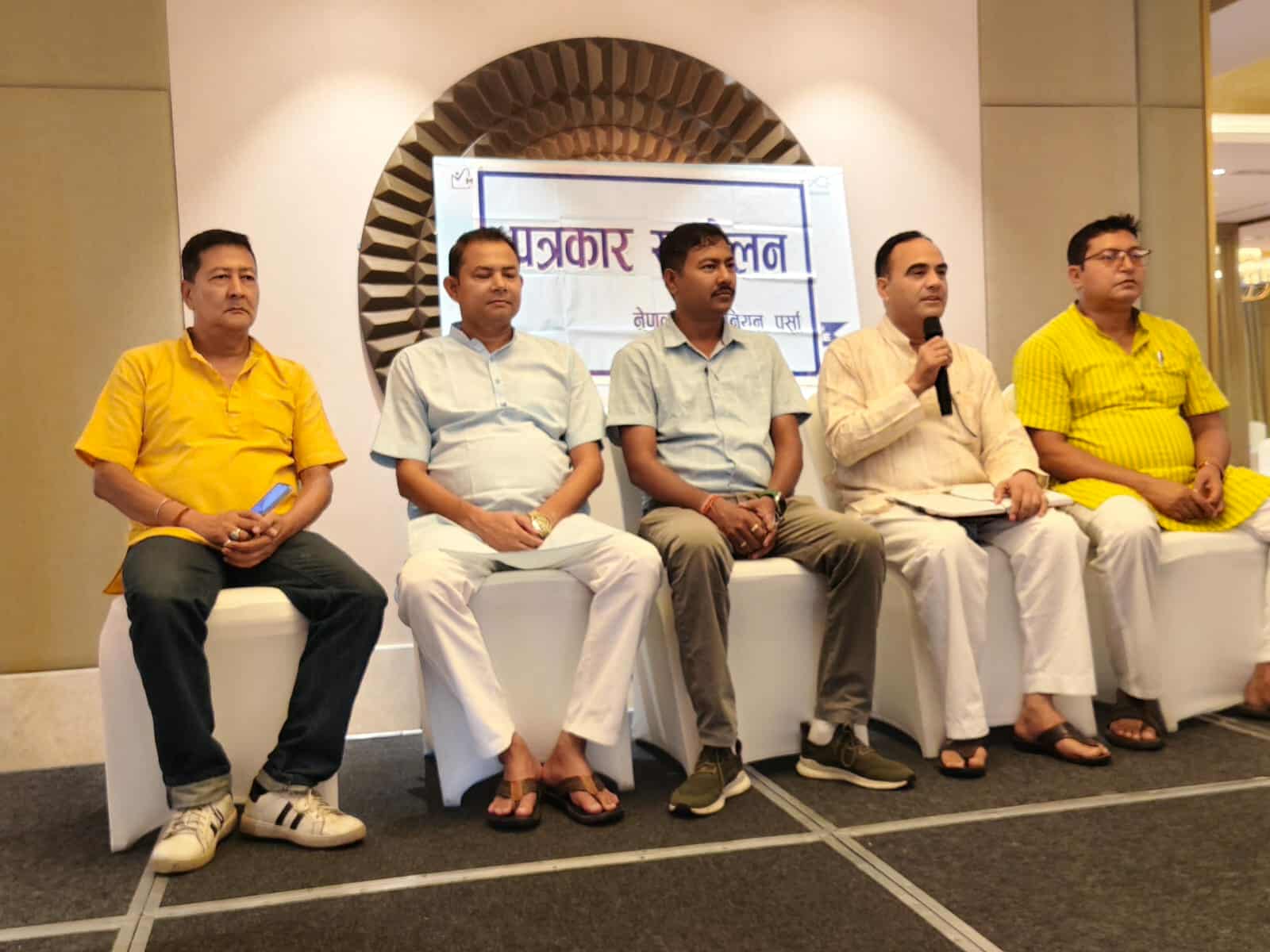   दलहरूबिचको किचलोले व्यवस्थाप्रति नै नागरिकको विश्वास कमजोर बन्दै गयो : नेता महर