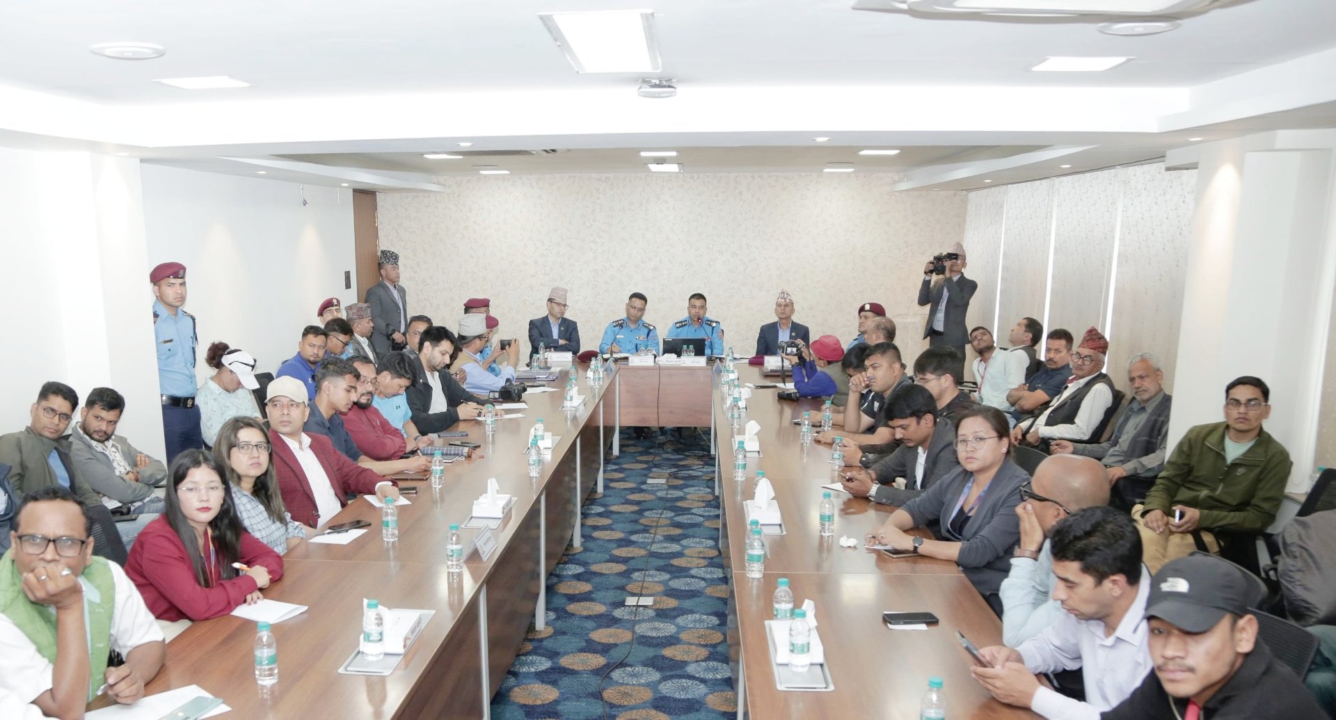 प्रहरीले भन्यो - राजावादीहरूले गर्ने प्रदर्शनमा जनधनको क्षति हुन दिँदैनौँ