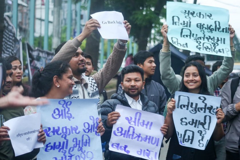 Protest about lipulake_NPL (7)